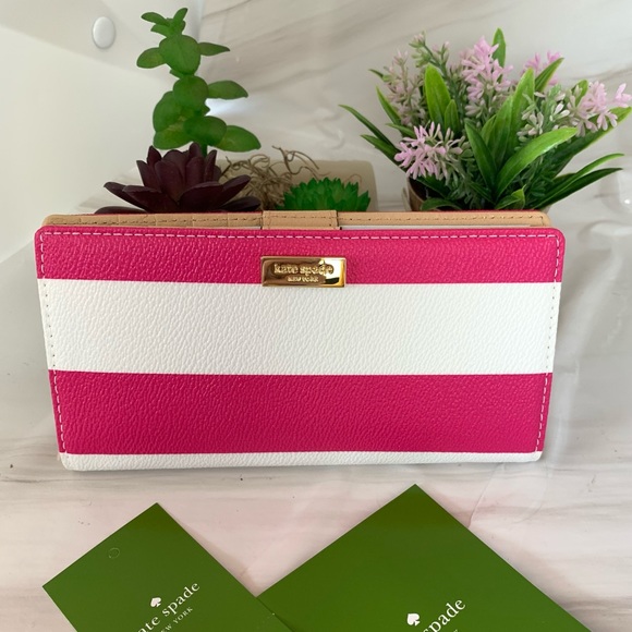 kate spade Handbags - Brand new Kate Spade Wallet